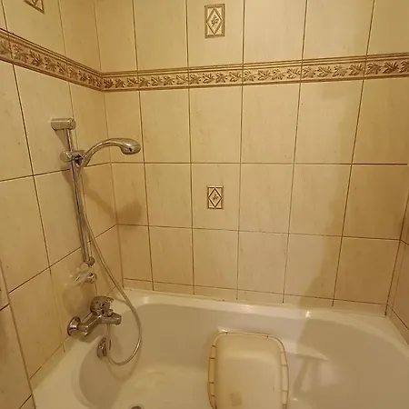 Mieszkanie 3-pokojowe Apartment *