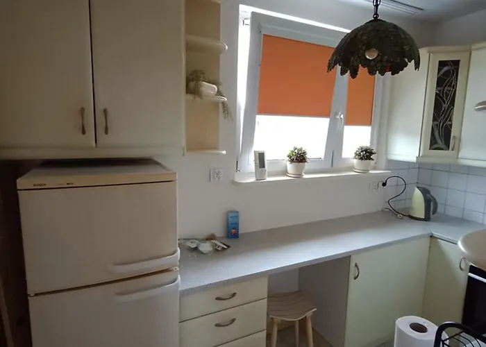 Mieszkanie 3-pokojowe *