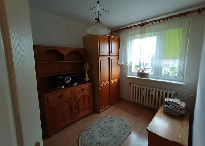 Apartament Mieszkanie 3-pokojowe *