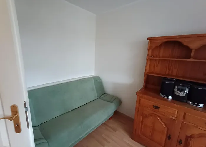 Mieszkanie 3-pokojowe *